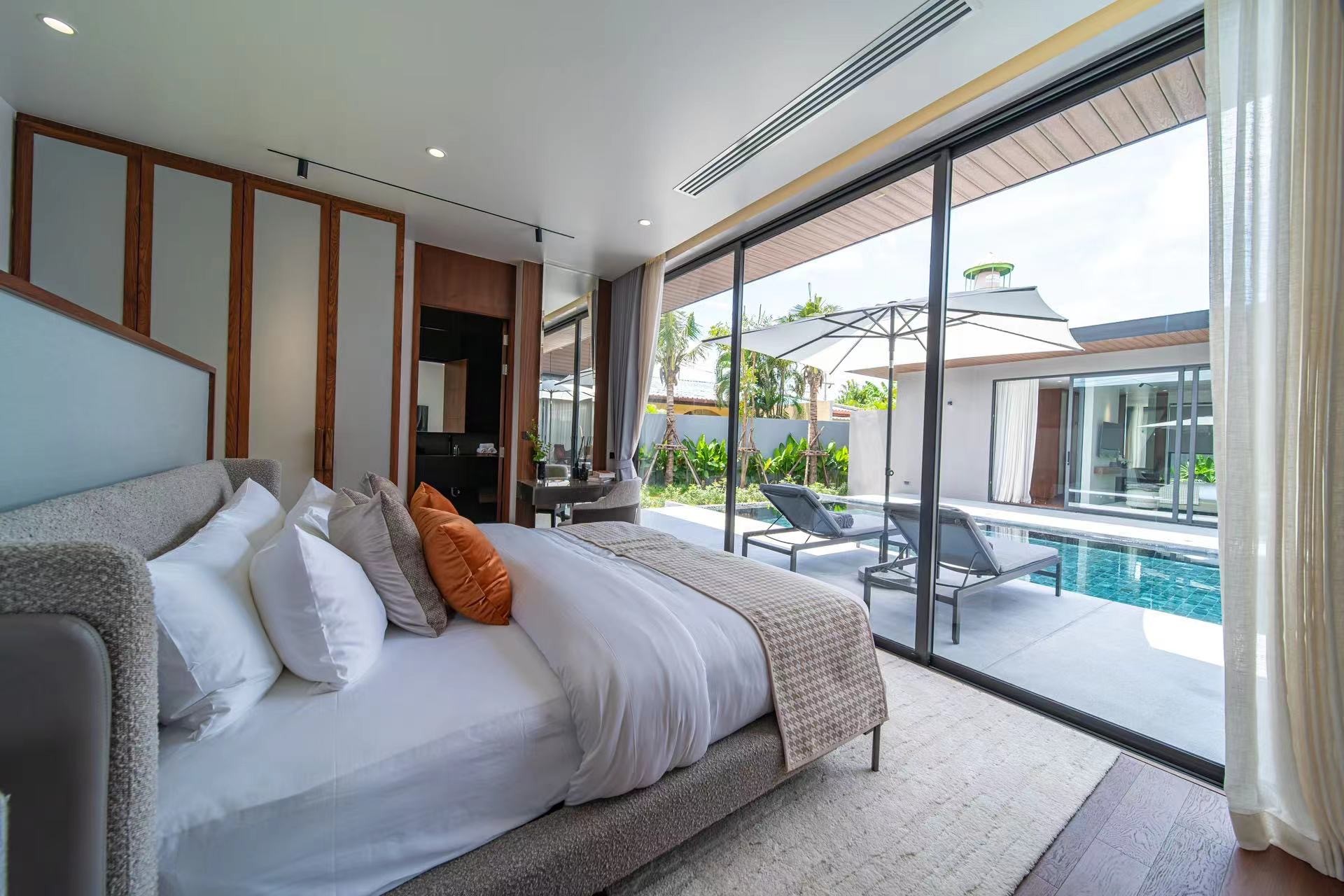 Luxury Pool Villa – Chalong, Phuket