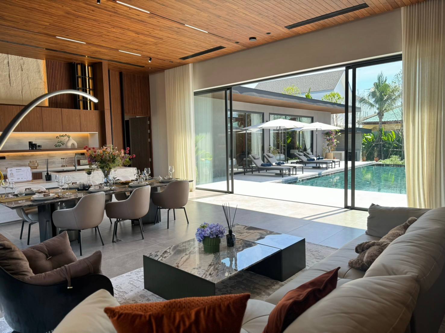 Luxury Pool Villa – Chalong, Phuket
