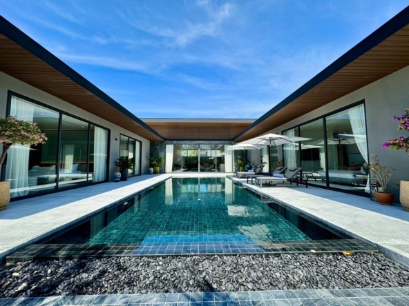 Luxury Pool Villa – Chalong, Phuket